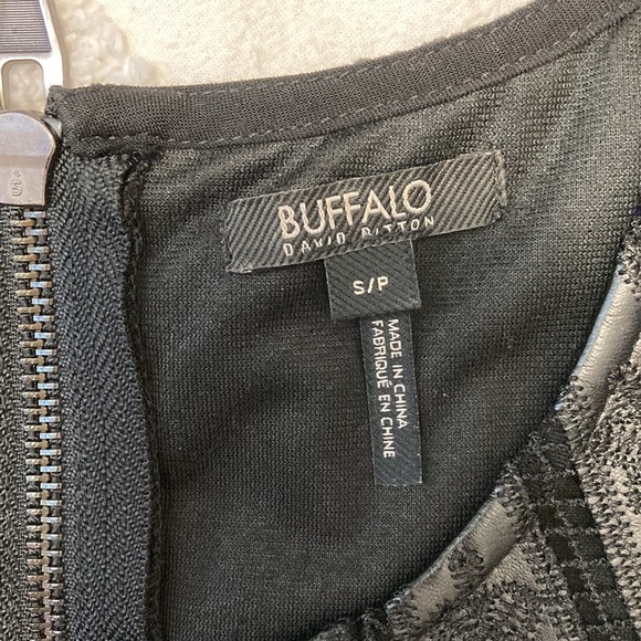 GORGEOUS Black Buffalo David Bitton Mini Dress with Leather&Lace Detailing - Picture 6 of 11